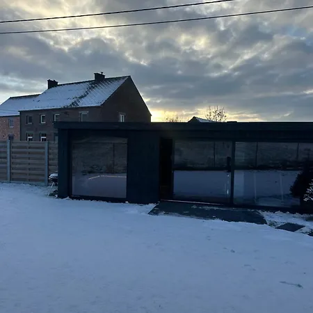 Apartamento Le Garage De Charly Piscine, Sauna&gym - Aux Rêves Des Champs Eghezee