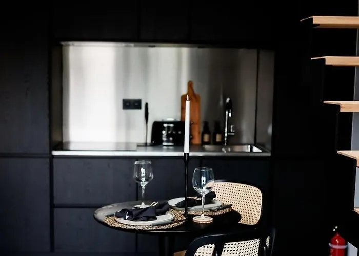 Le Garage De Charly - Aux Reves Des Champs * Eghezee