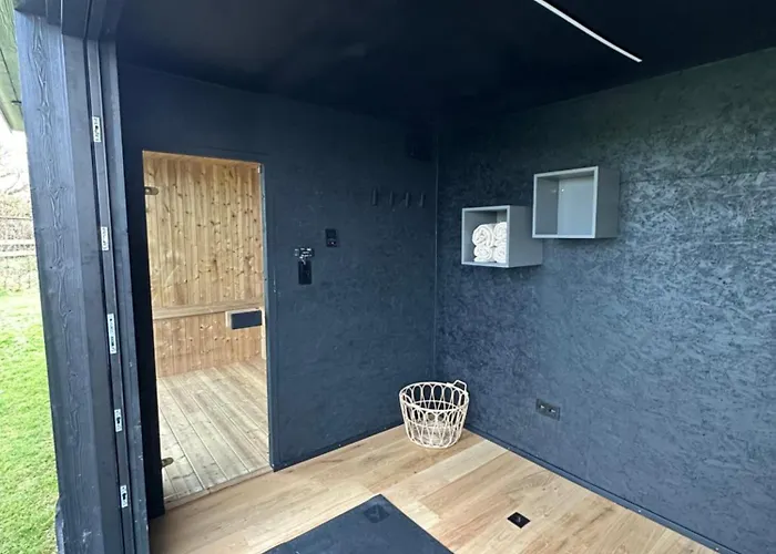 Le Garage de Charly Piscine, Sauna&Gym - Aux rêves des Champs Appartement *